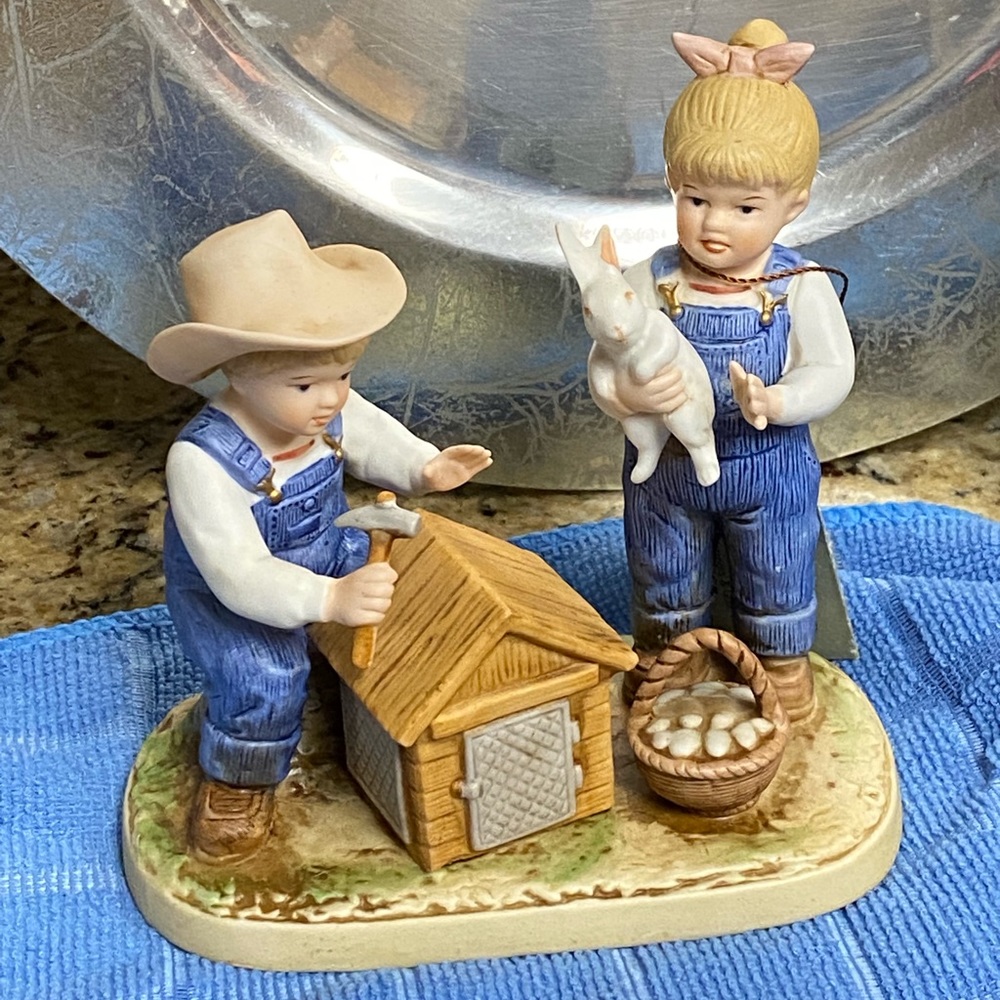 Home Interiors Vintage Denim Days Bunnies Hunt figurine